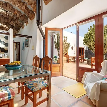Holiday home El Cactus Teguise (Lanzarote)