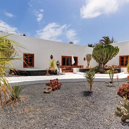 Holiday home El Cactus *